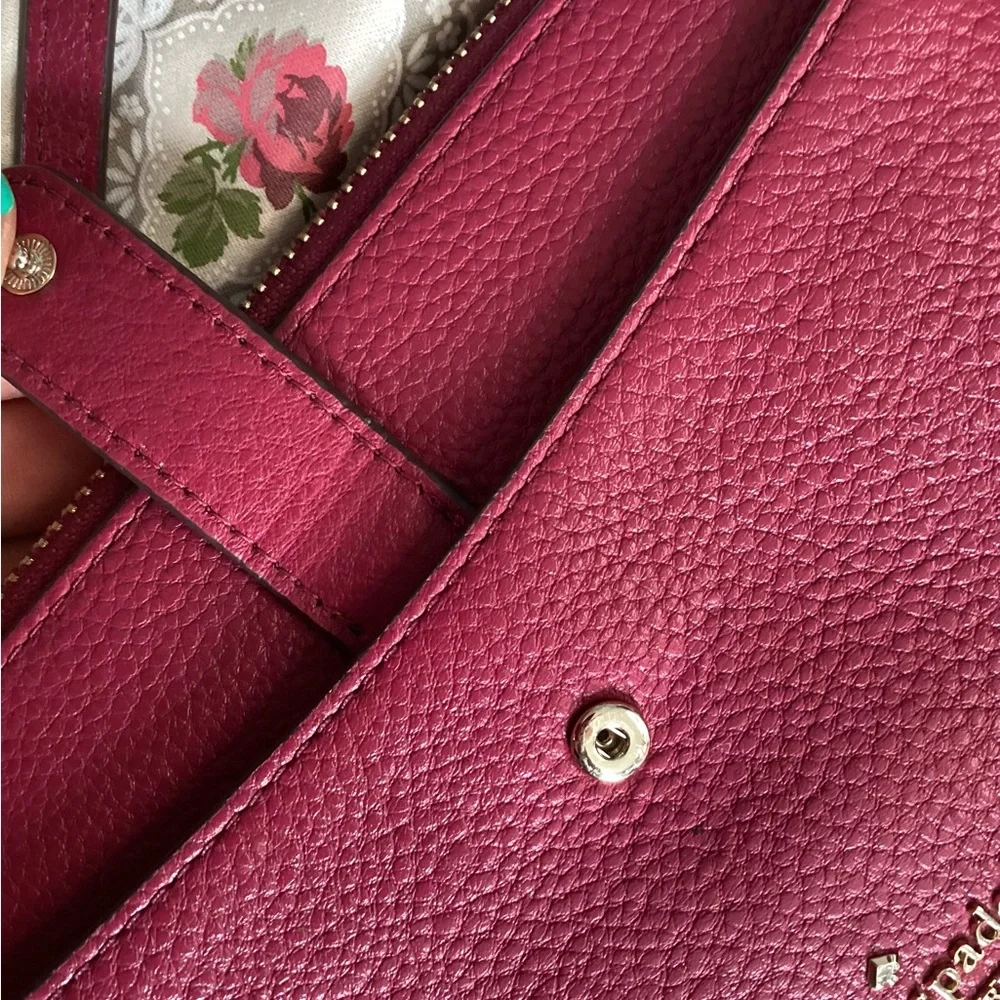 Kate Spade Fuchsia Crossbody Bag EUC - Picture 6 of 16